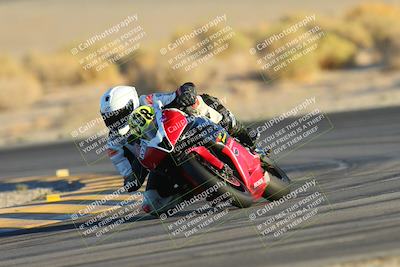 media/Nov-17-2024-CVMA (Sun) [[1fec520723]]/Race 17-Amateur Supersport Middleweight/